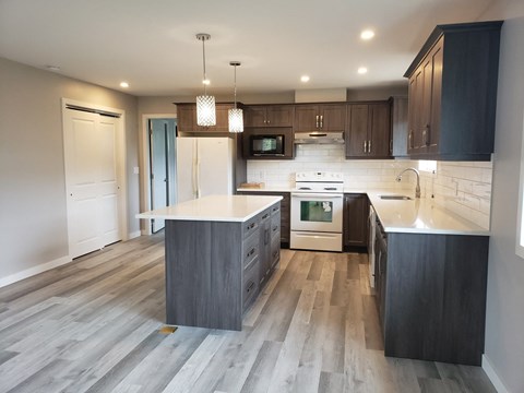 Floor plan for 3 beds, 2.5 baths, 2300 sqft